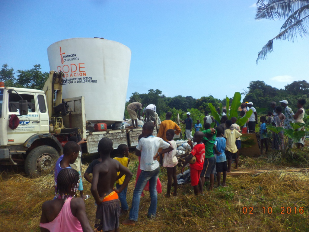 Abastecimiento de agua potable con energía solar para el desarrollo de zonas rurales en Taki, Sudoeste de Costa de Marfil.