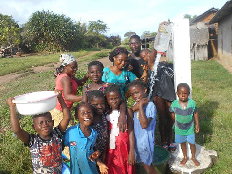 RODE Mejora del abastecimiento de agua potable con energía solar para el desarrollo de Ménéké, Costa de Marfil