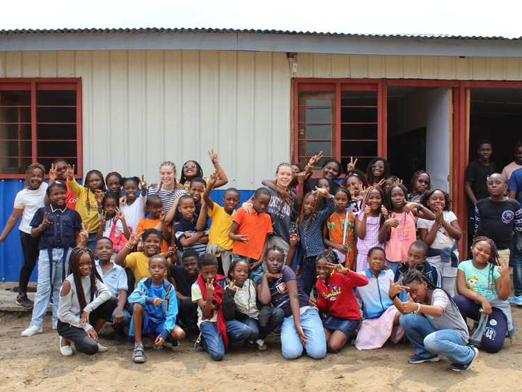 Fundacion Rode VOLUNTARIADO EN EL COLEGIO MINSOTO EN KINSHASA, REPÚBLICA DEMOCRÁTICA DEL CONGO