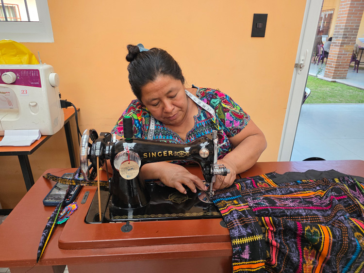 Fundación Rode - GENERACIÓN, OPORTUNIDADES, EMPLEO, EMPRENDIMIENTO Y COMERCIALIZACIÓN PARA MUJERES INDÍGENAS