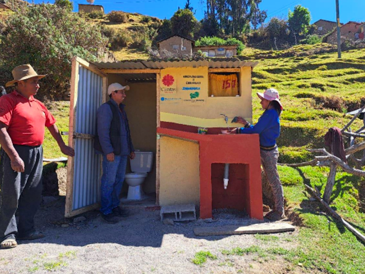 Fundación Rode Baños Dignos para Fátima